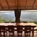 трембіта з сауною та чаном Vila