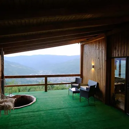 трембіта з сауною та чаном *