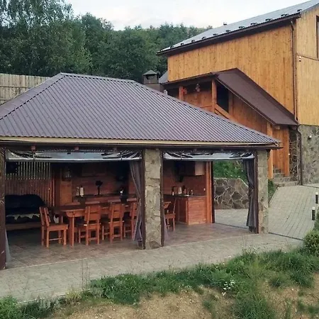 Villa трембіта з сауною та чаном Rakhiv