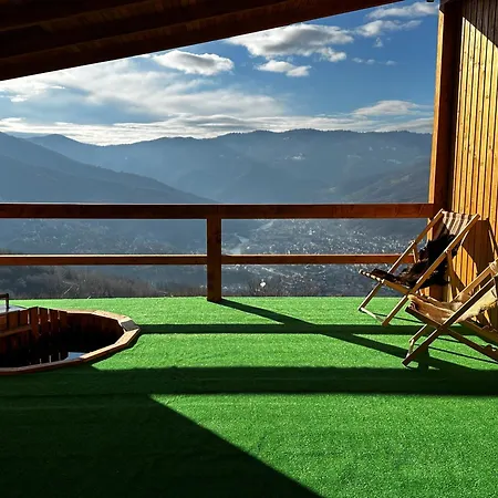 трембіта з сауною та чаном Villa *