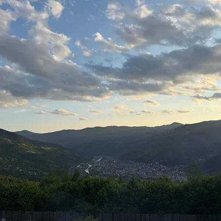 Villa трембіта з сауною та чаном Rachiw