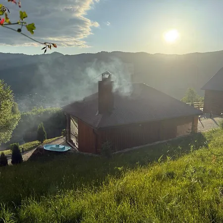 трембіта з сауною та чаном Villa Rachiw