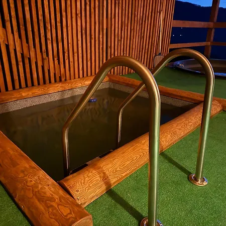 Villa трембіта з сауною та чаном Rachiw